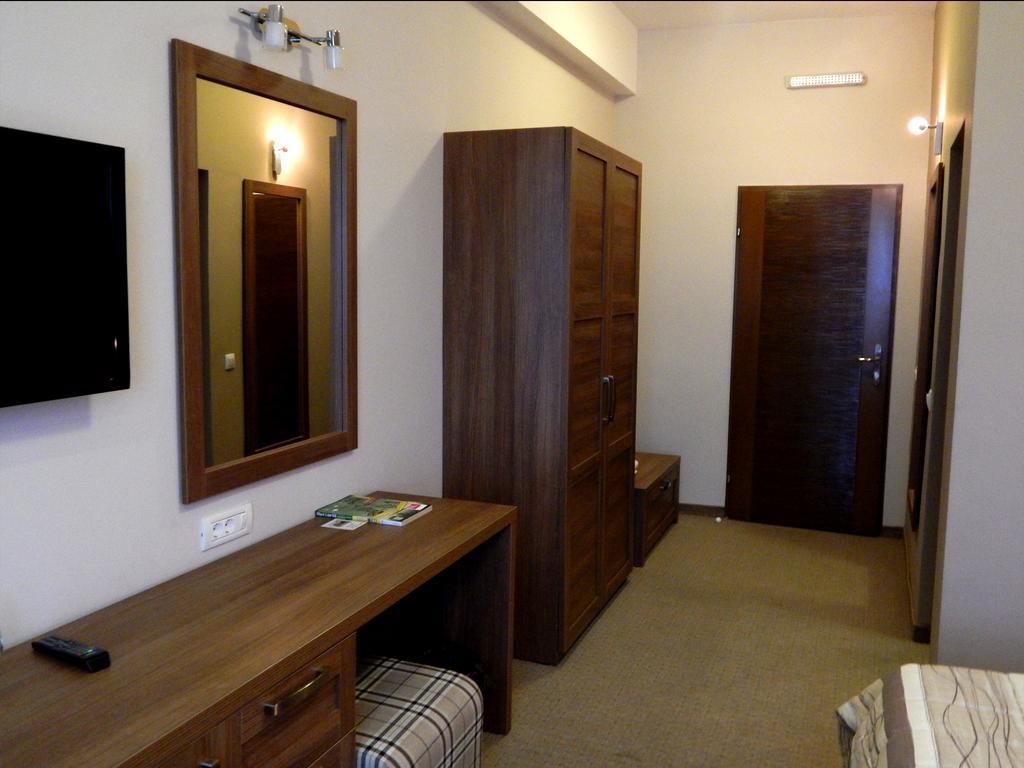 Hotel Emka Tetovo Habitación foto