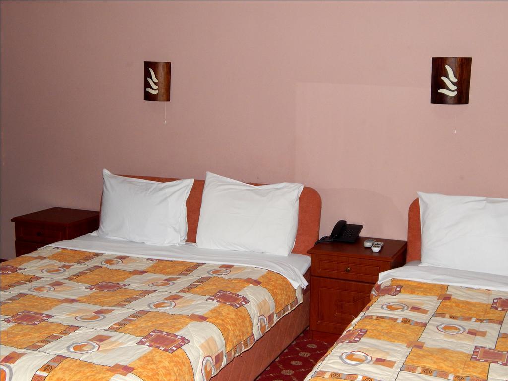 Hotel Emka Tetovo Exterior foto